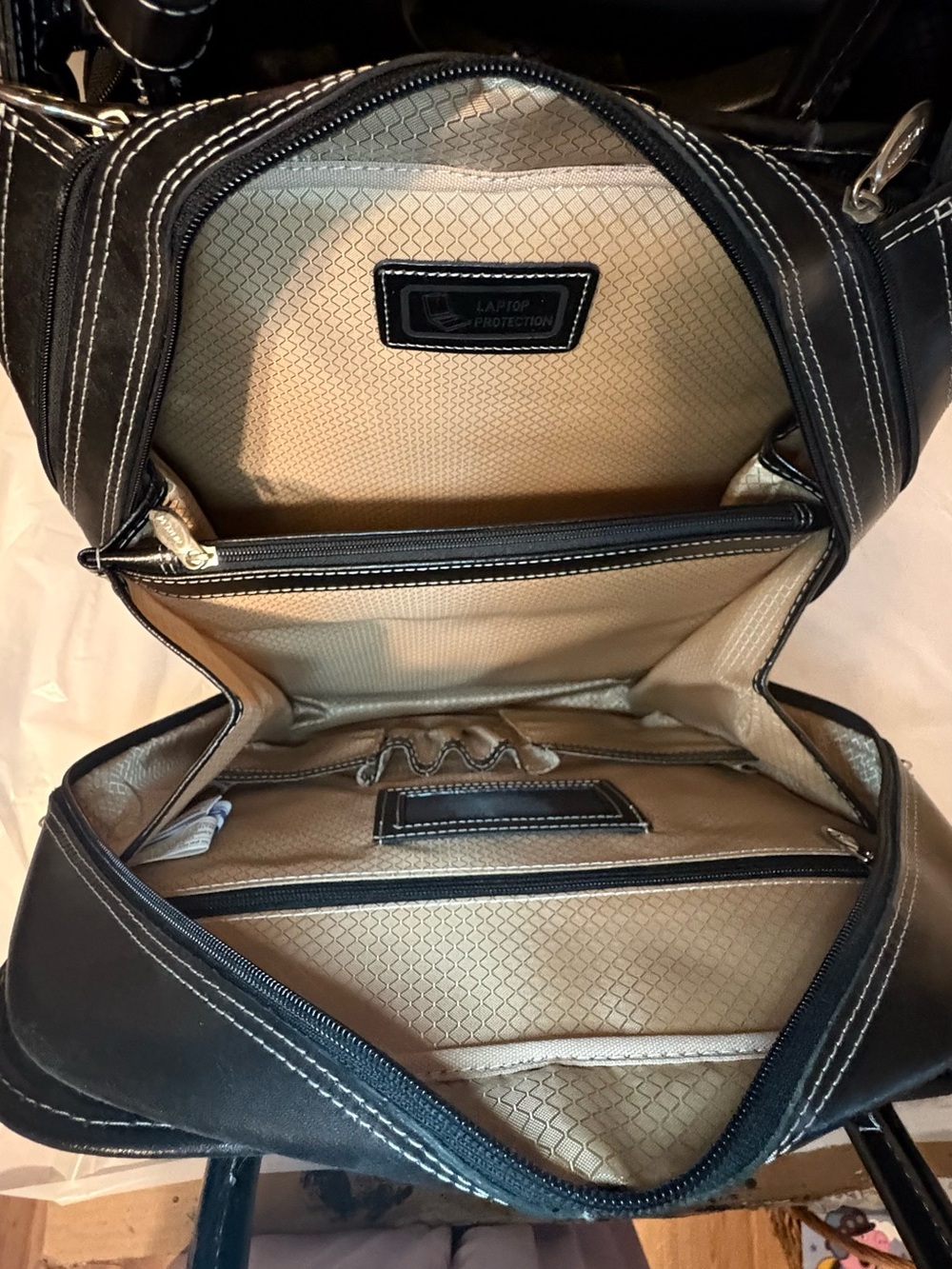 McKlein USA rolling laptop briefcase detachable with wheels - Picture 12 of 16